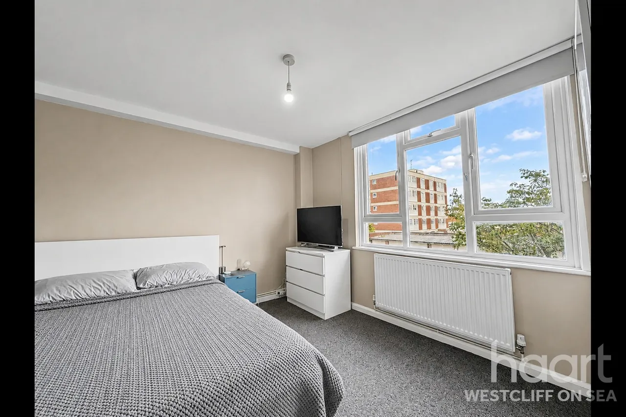 London Road, Westcliff-On-Sea, SS0, photo 3