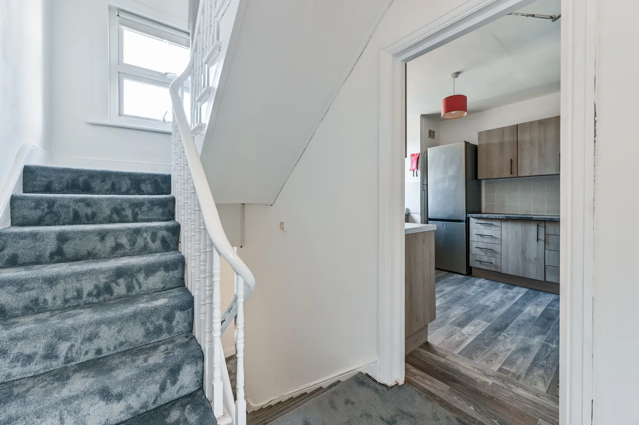 Flat 2, 357 Green Lanes, London, photo 11