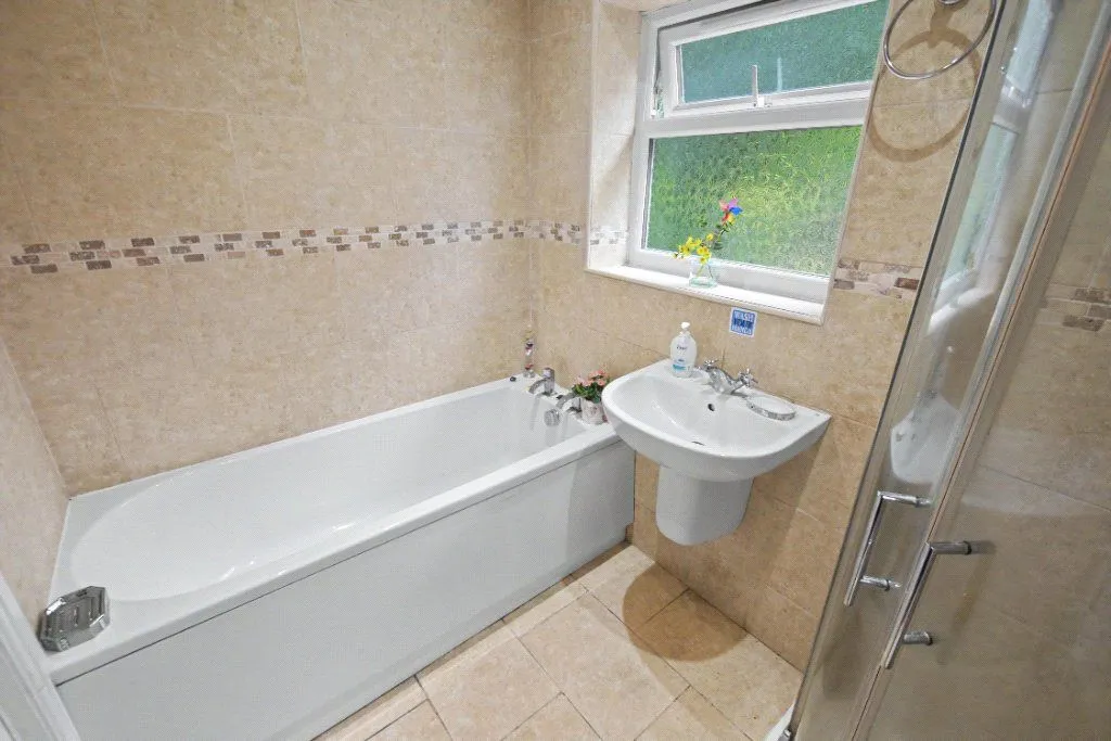 Armley Grange Mount, Upper Armley, LS12, photo 9