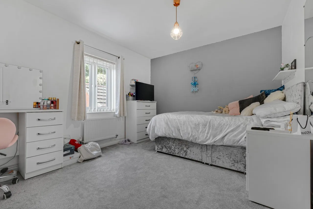Brythill Drive, Brierley Hill, DY5, photo 20