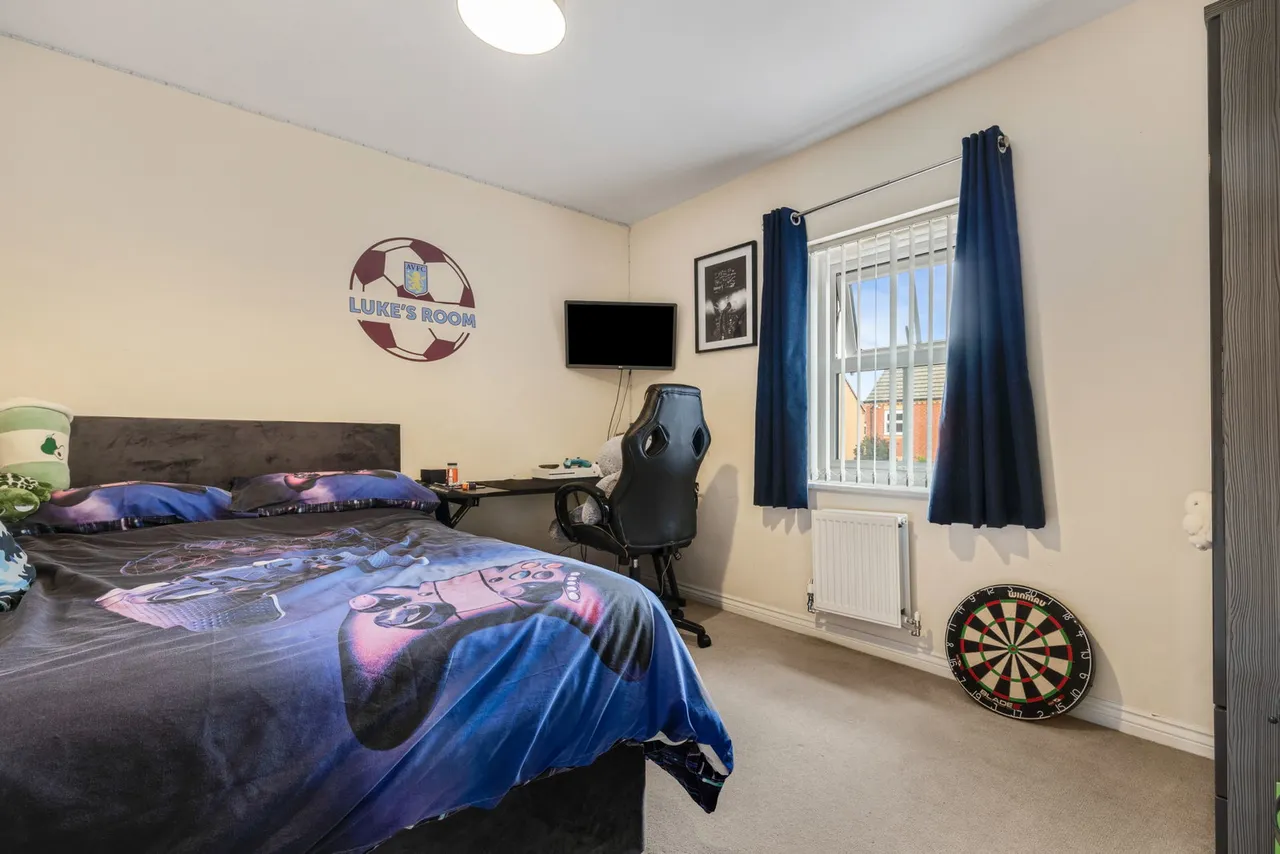 Brythill Drive, Brierley Hill, DY5, photo 22