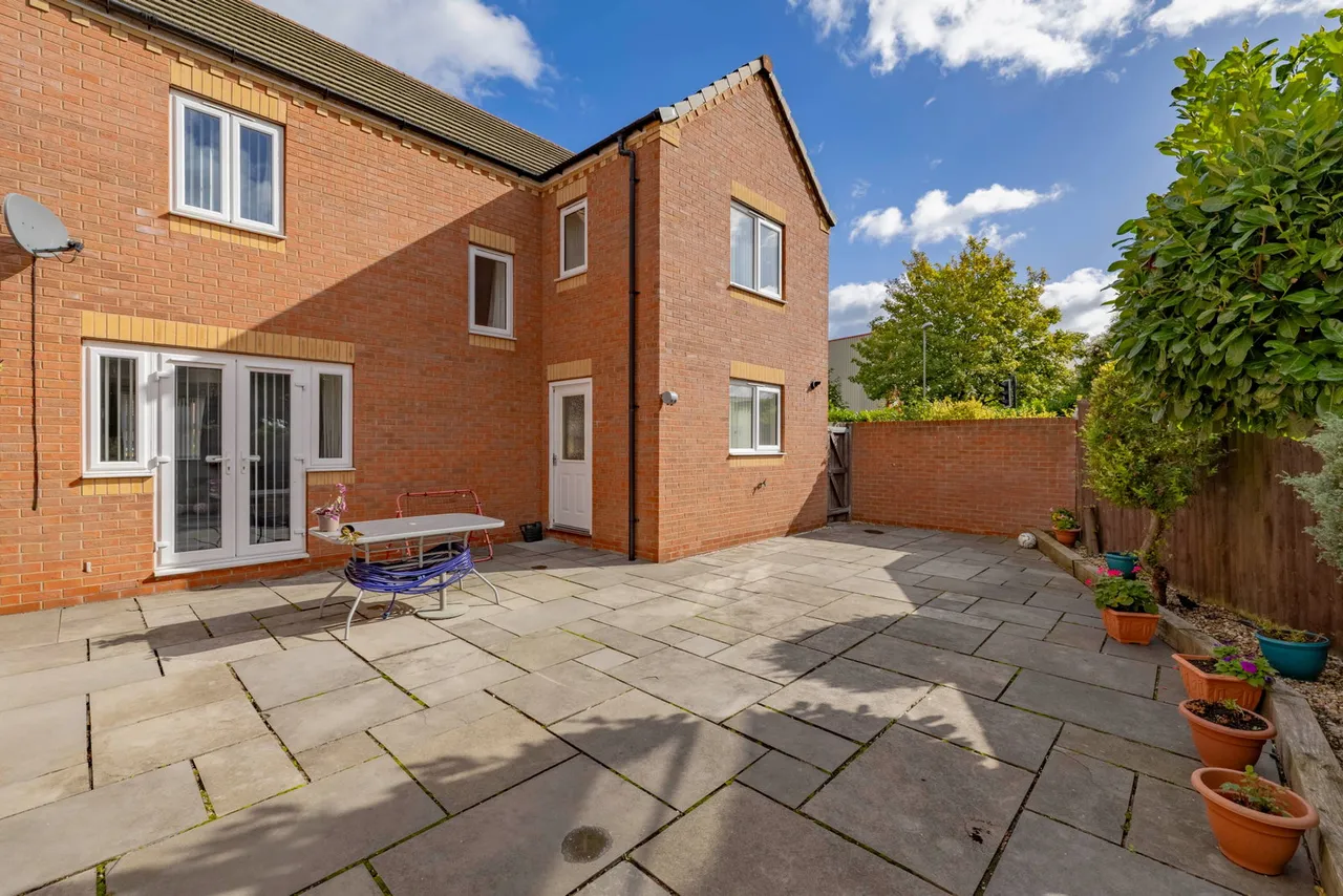 Brythill Drive, Brierley Hill, DY5, photo 30