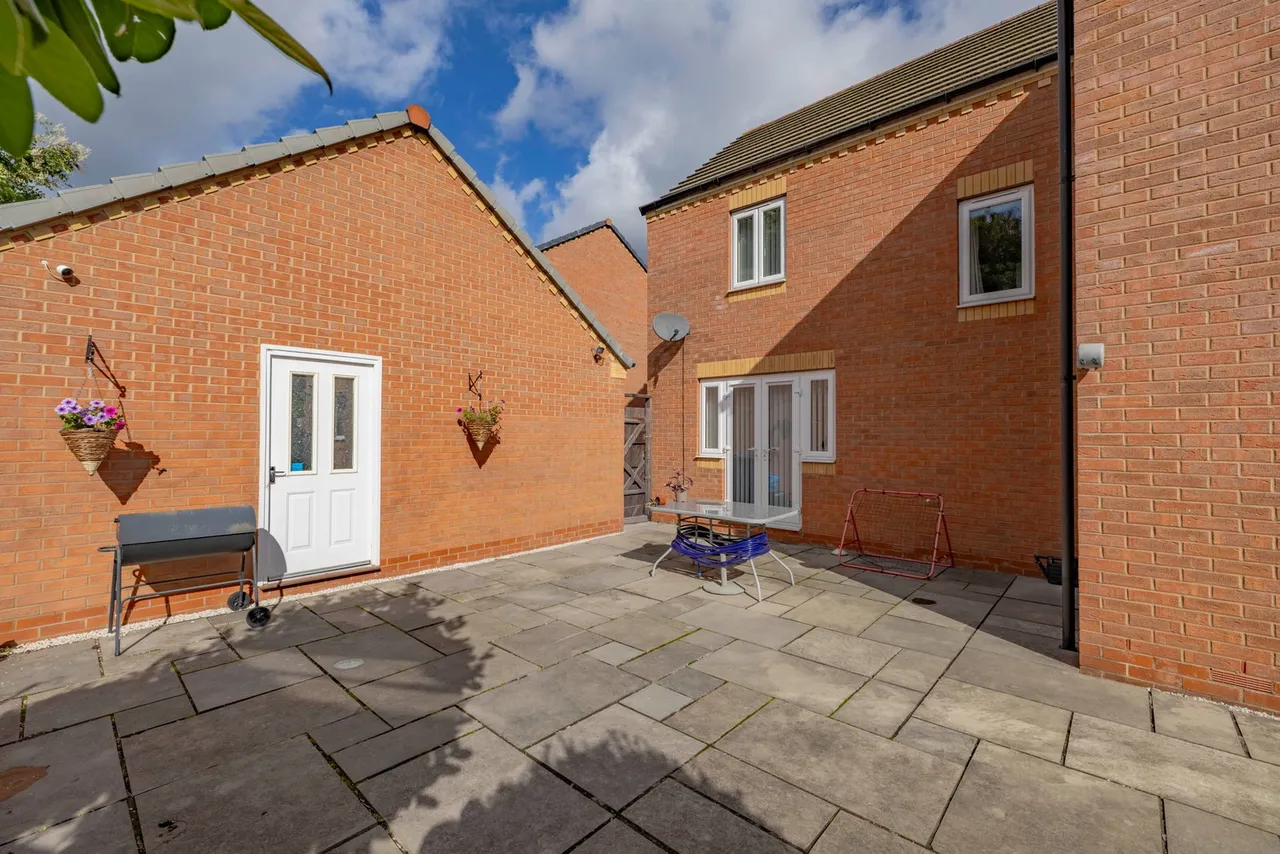 Brythill Drive, Brierley Hill, DY5, photo 29