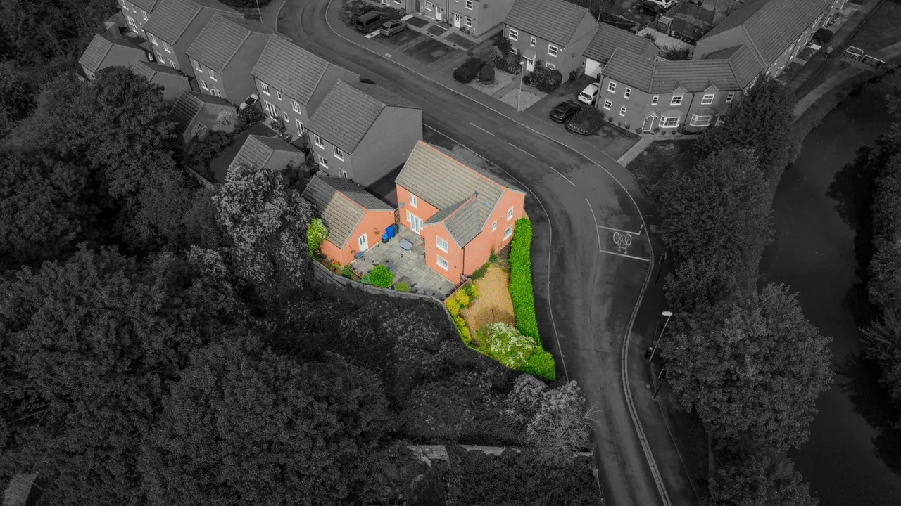 Brythill Drive, Brierley Hill, DY5, photo 2