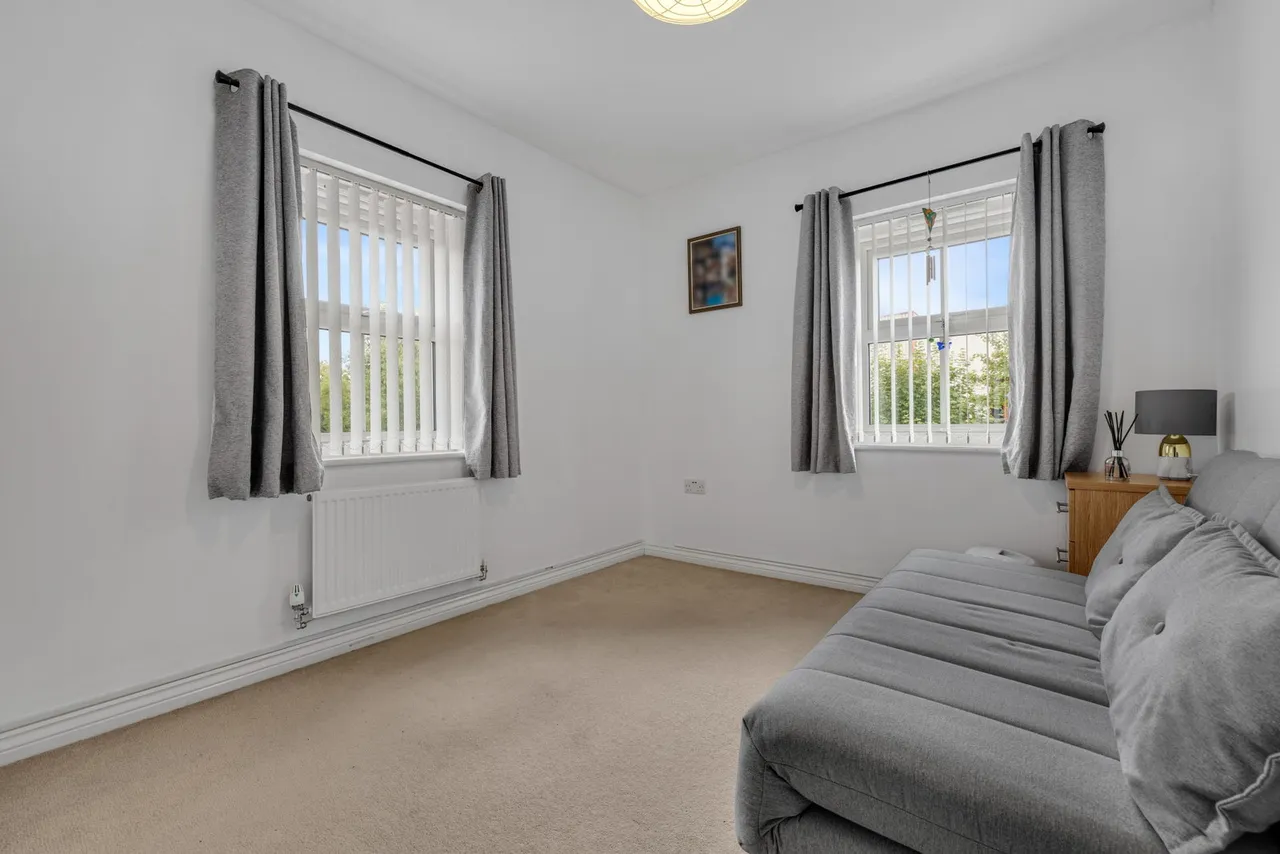 Brythill Drive, Brierley Hill, DY5, photo 24