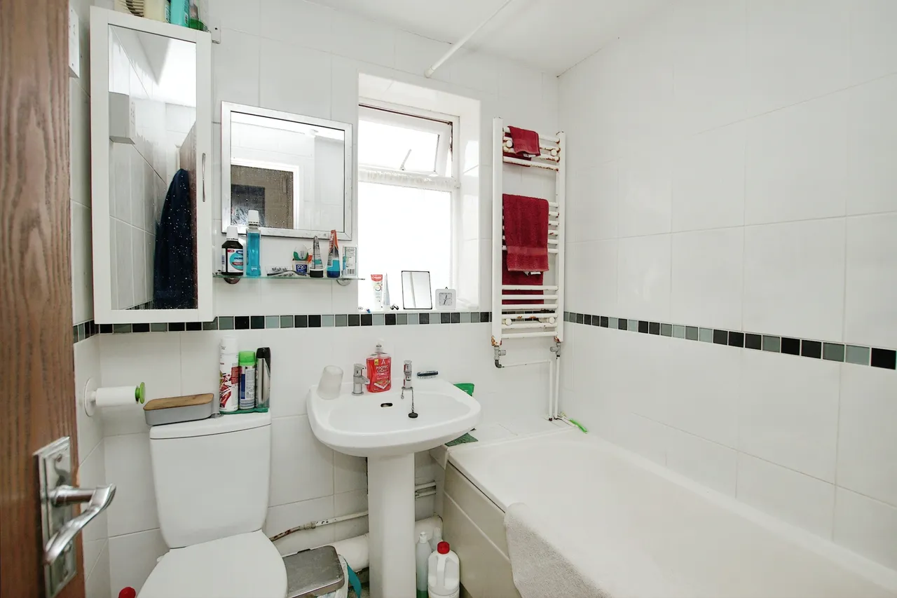 Railton Jones Close, Stoke Gifford, Bristol, Gloucestershire, BS34, photo 6