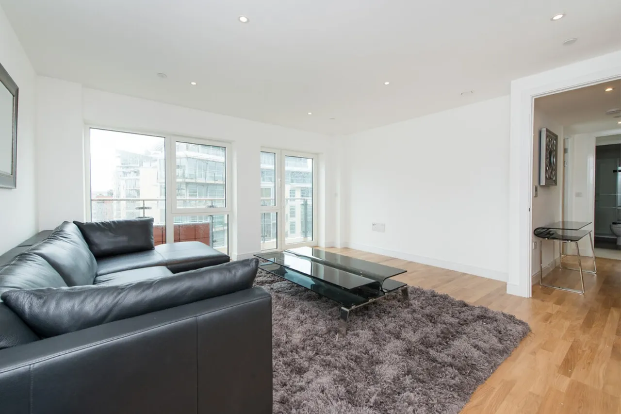 Flotilla House, Battersea Reach, photo 5
