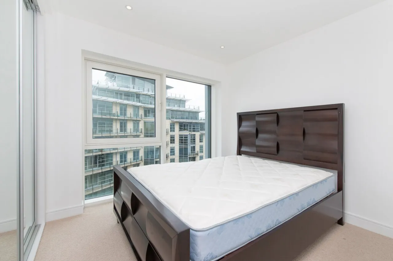 Flotilla House, Battersea Reach, photo 8