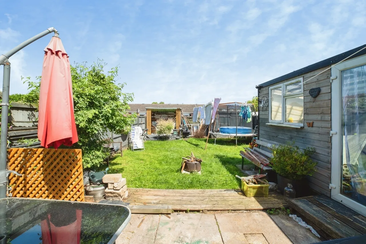 Poplar Avenue, Kirkby-in-Ashfield, NG17, photo 3
