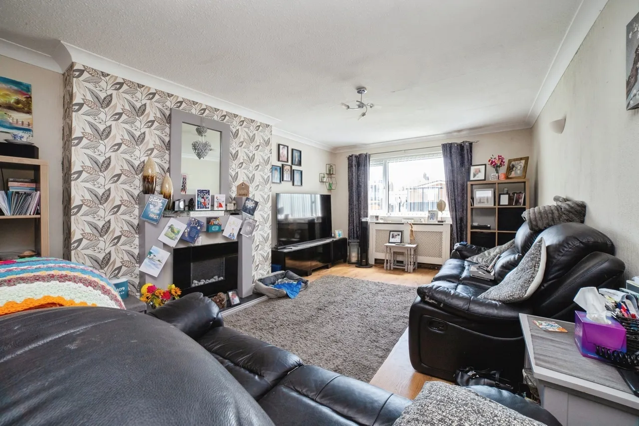 Poplar Avenue, Kirkby-in-Ashfield, NG17, photo 5