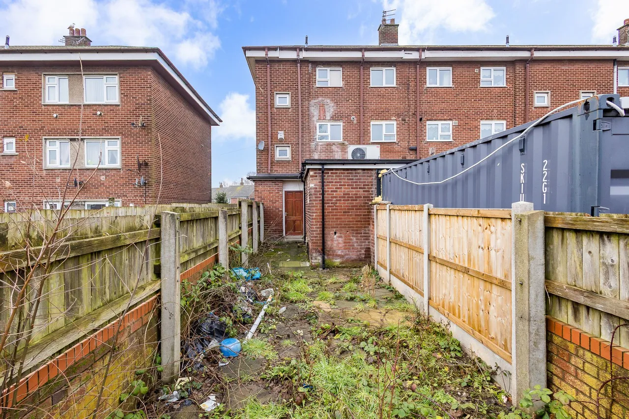 Bancroft Road, Widnes, Widnes, WA8 3LL, photo 3