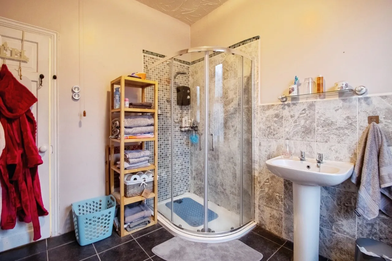 Abbott Terrace, WAKEFIELD, West Yorkshire, WF1, photo 15