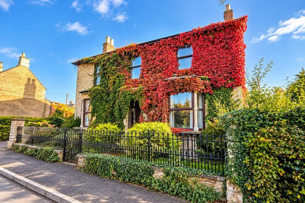 5 bed house for sale, Station Road, Little Bytham, NG33