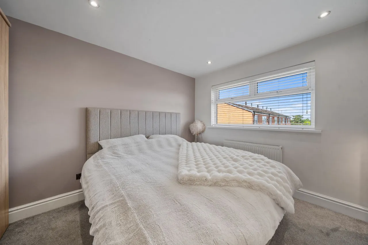 Winstanley Road, Bamfurlong, Wigan, Wigan, WN2 5JP, photo 10