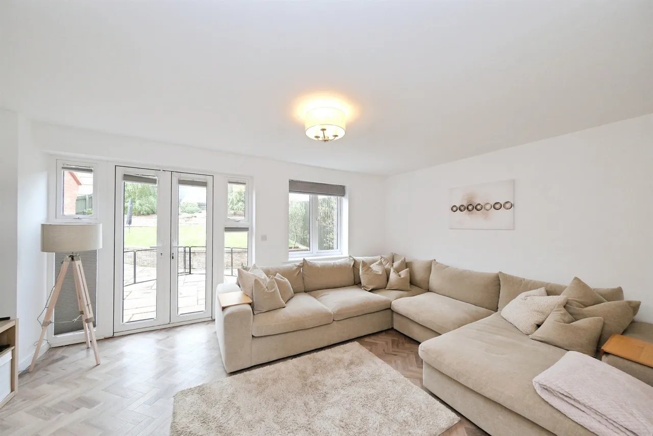 Emes Road, Wingerworth, Chesterfield, photo 6