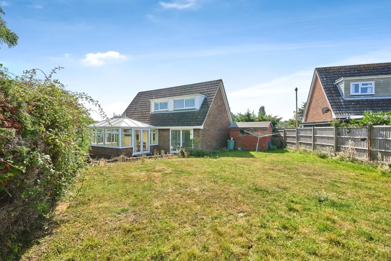 Caws Avenue, Seaview, PO34, photo 6