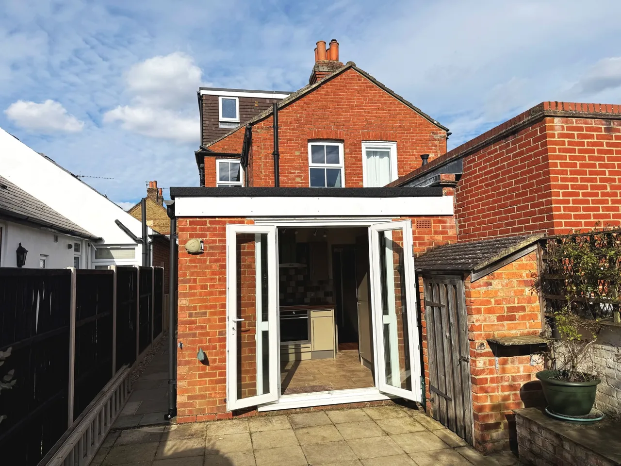 Wendover Road, Surrey Staines-upon-Thames, TW18, photo 13