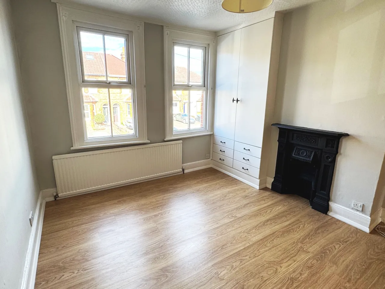 Wendover Road, Surrey Staines-upon-Thames, TW18, photo 7