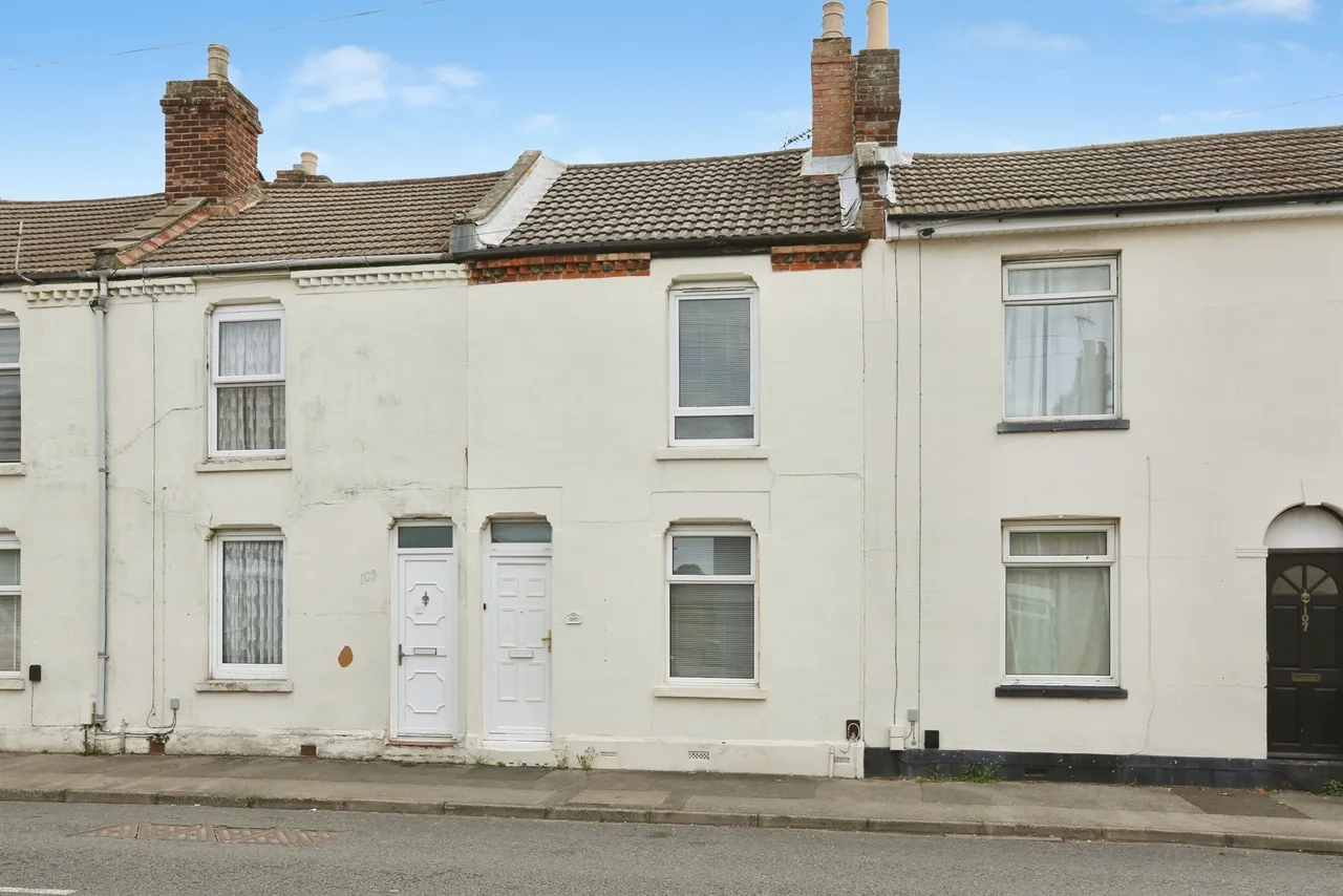 Whitworth Road, GOSPORT, photo 8