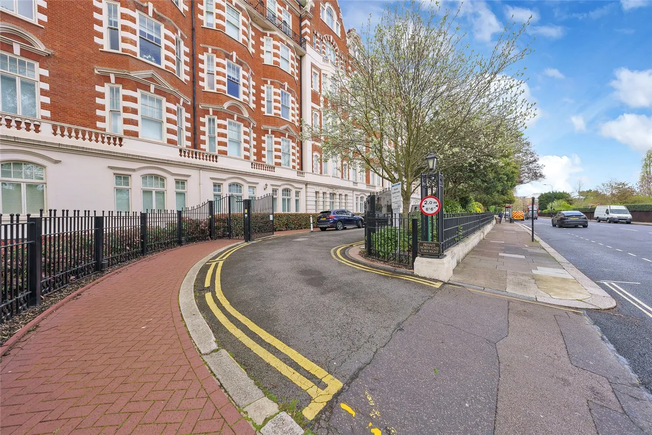 Prince Albert Road, St John's Wood, NW8, photo 8