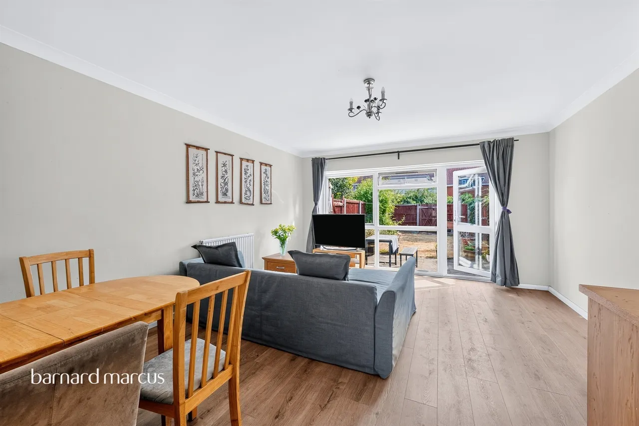 2 bed house for sale — Audley Place, Sutton