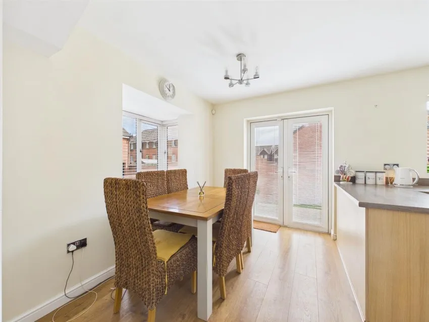Marlstone Close, Gloucester, photo 6