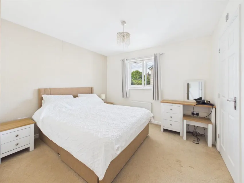 Marlstone Close, Gloucester, photo 9