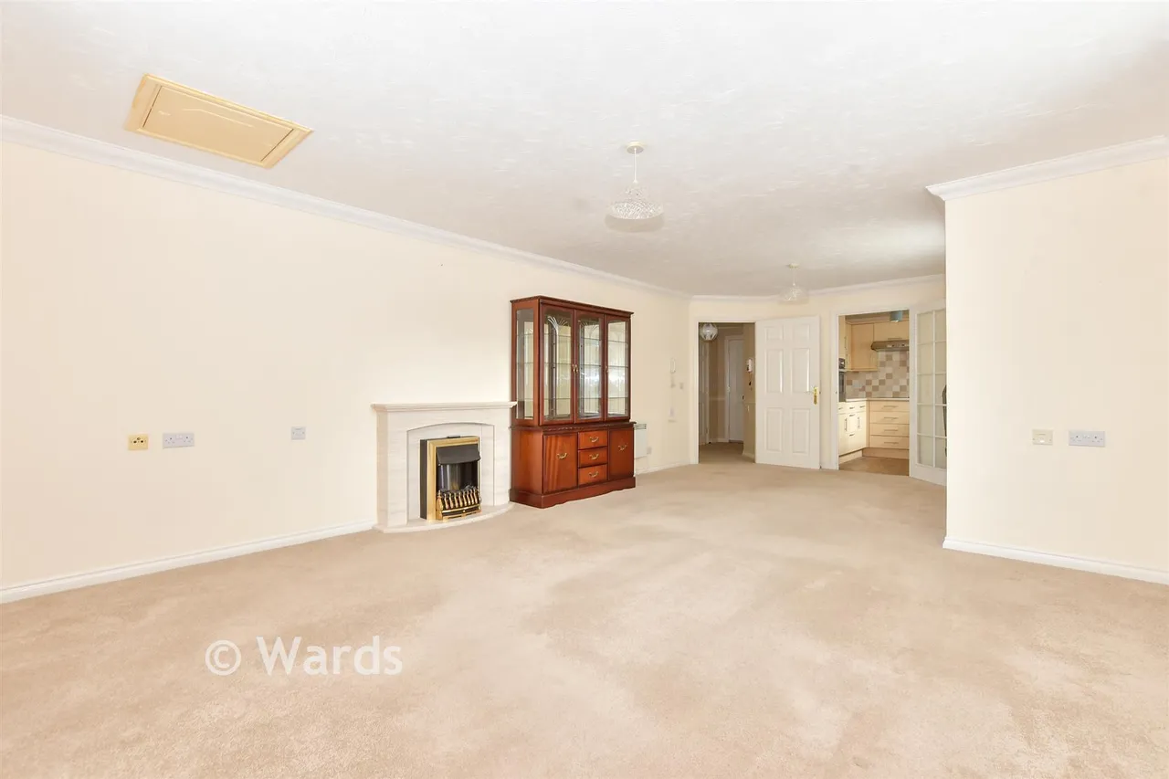 East Street, Hythe, CT21, photo 2