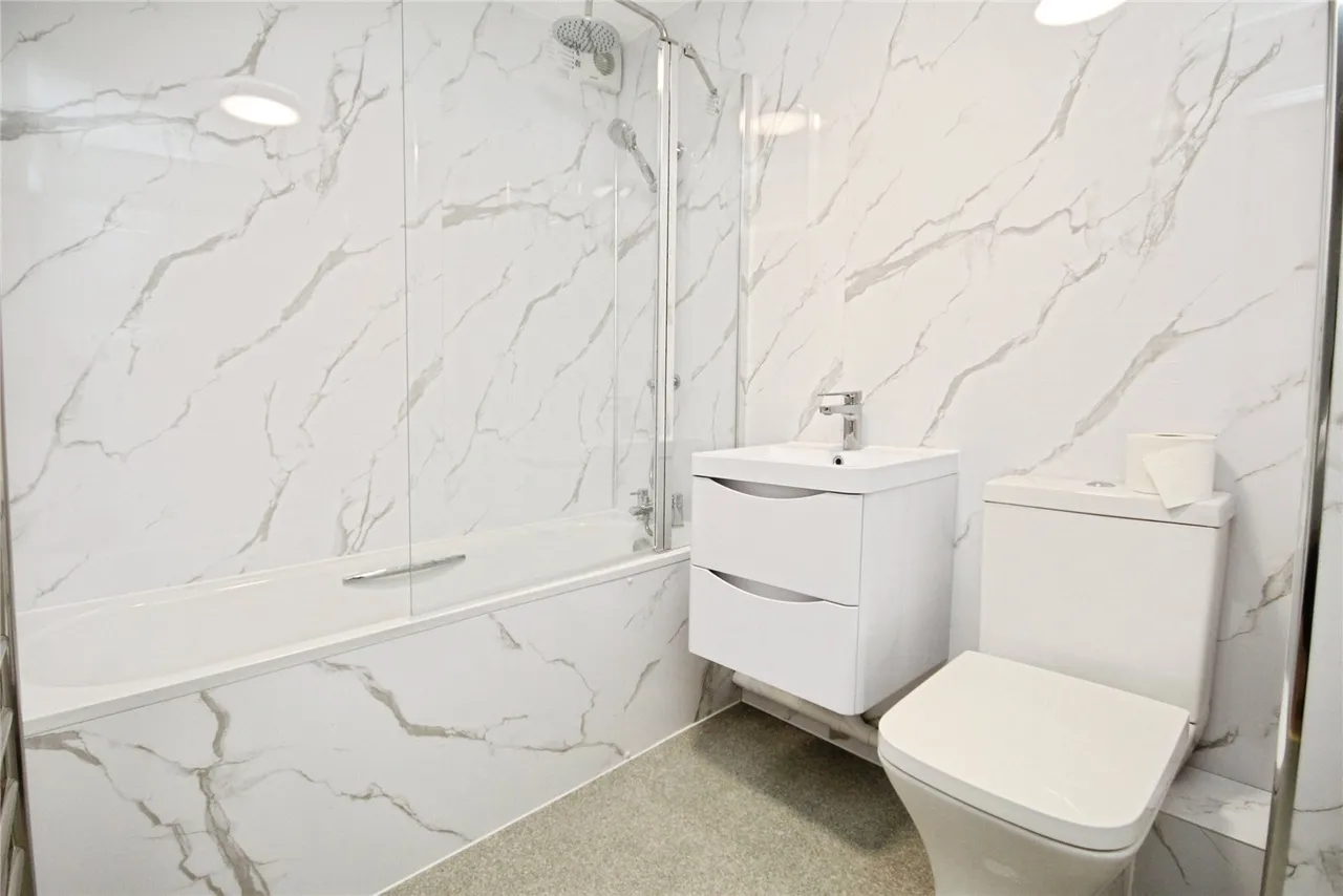 Chantress Close, Dagenham, RM10, photo 7
