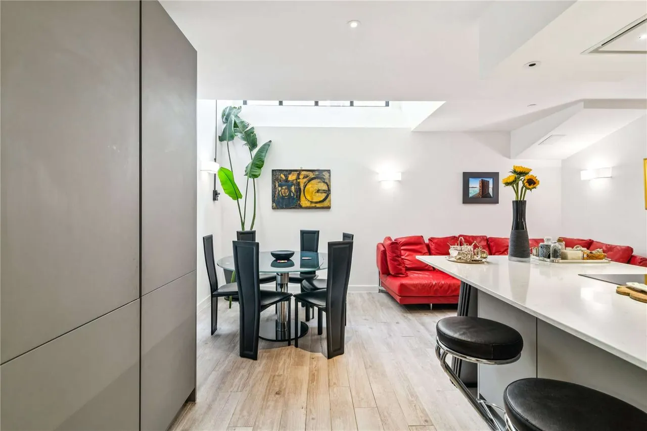 Camden Mews, London, NW1 9BU, photo 7
