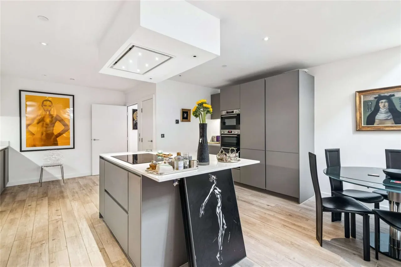 Camden Mews, London, NW1 9BU, photo 9
