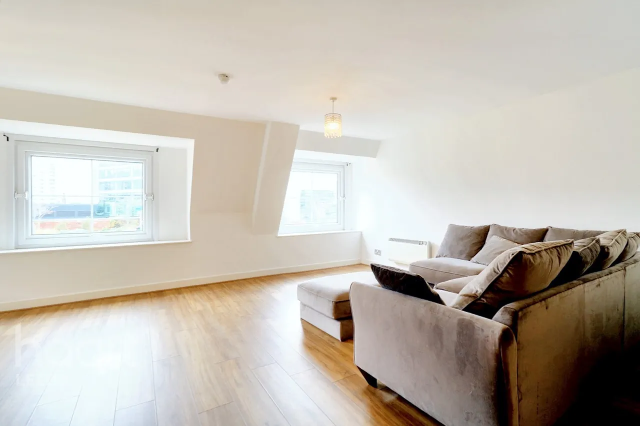 Wellington Street, Leeds, LS1, photo 5