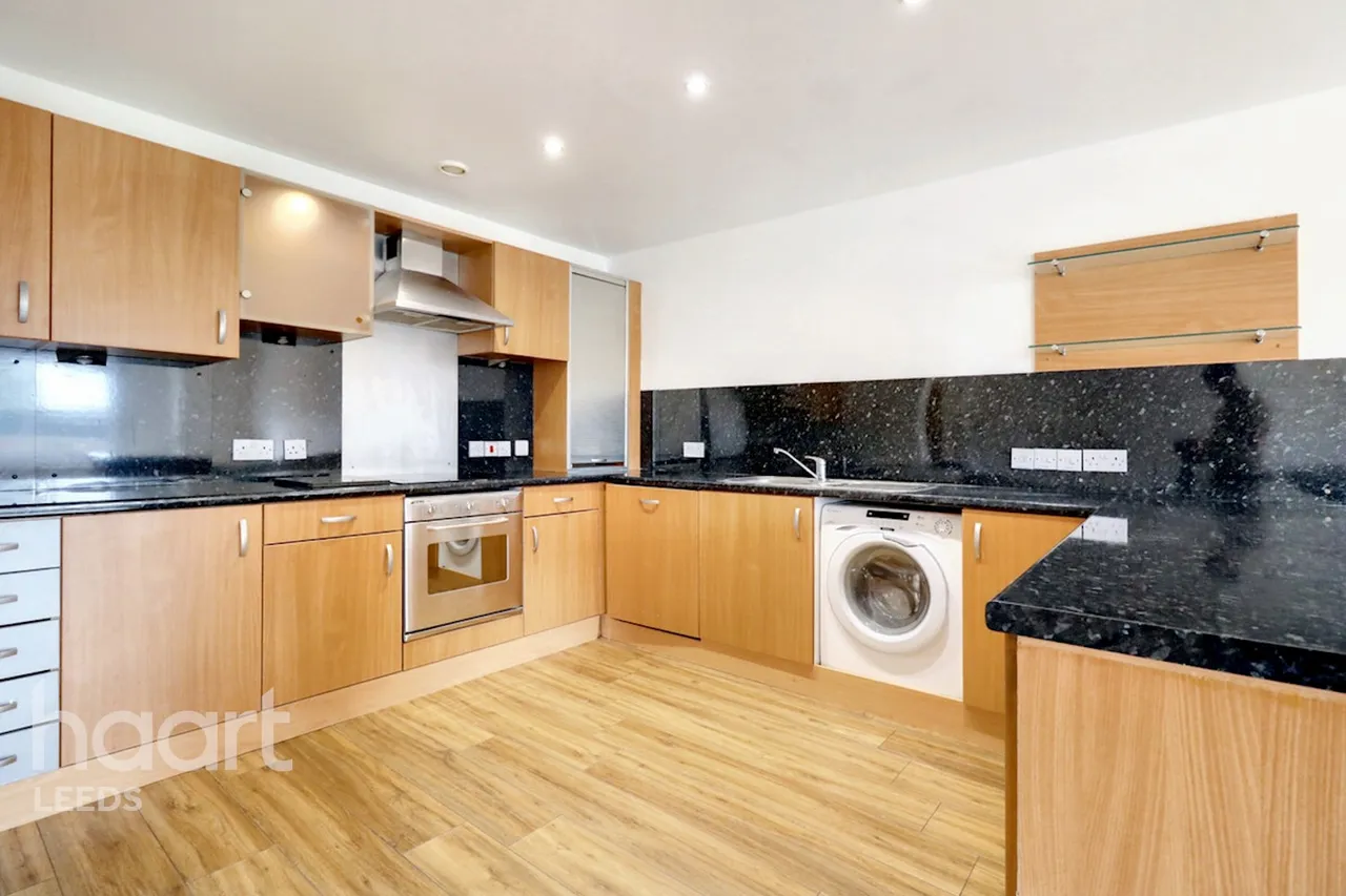 Wellington Street, Leeds, LS1, photo 4