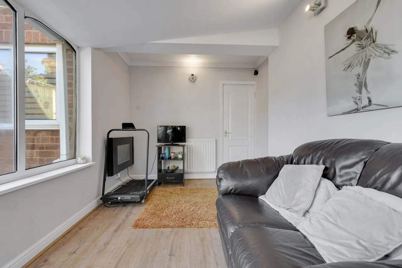 Wolverhampton Road, Wall Heath, DY6, photo 27