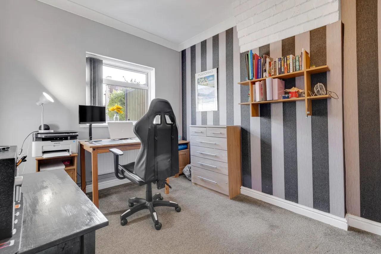 Wolverhampton Road, Wall Heath, DY6, photo 23