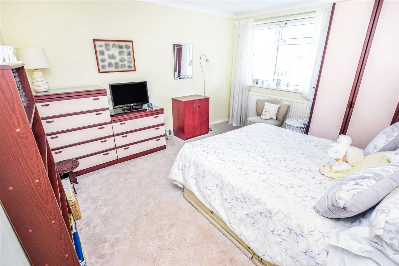 Ratcliffe Road, Farnborough, GU14, photo 8