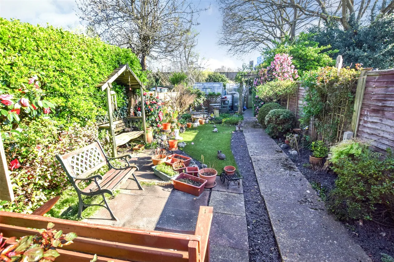Ratcliffe Road, Farnborough, GU14, photo 5