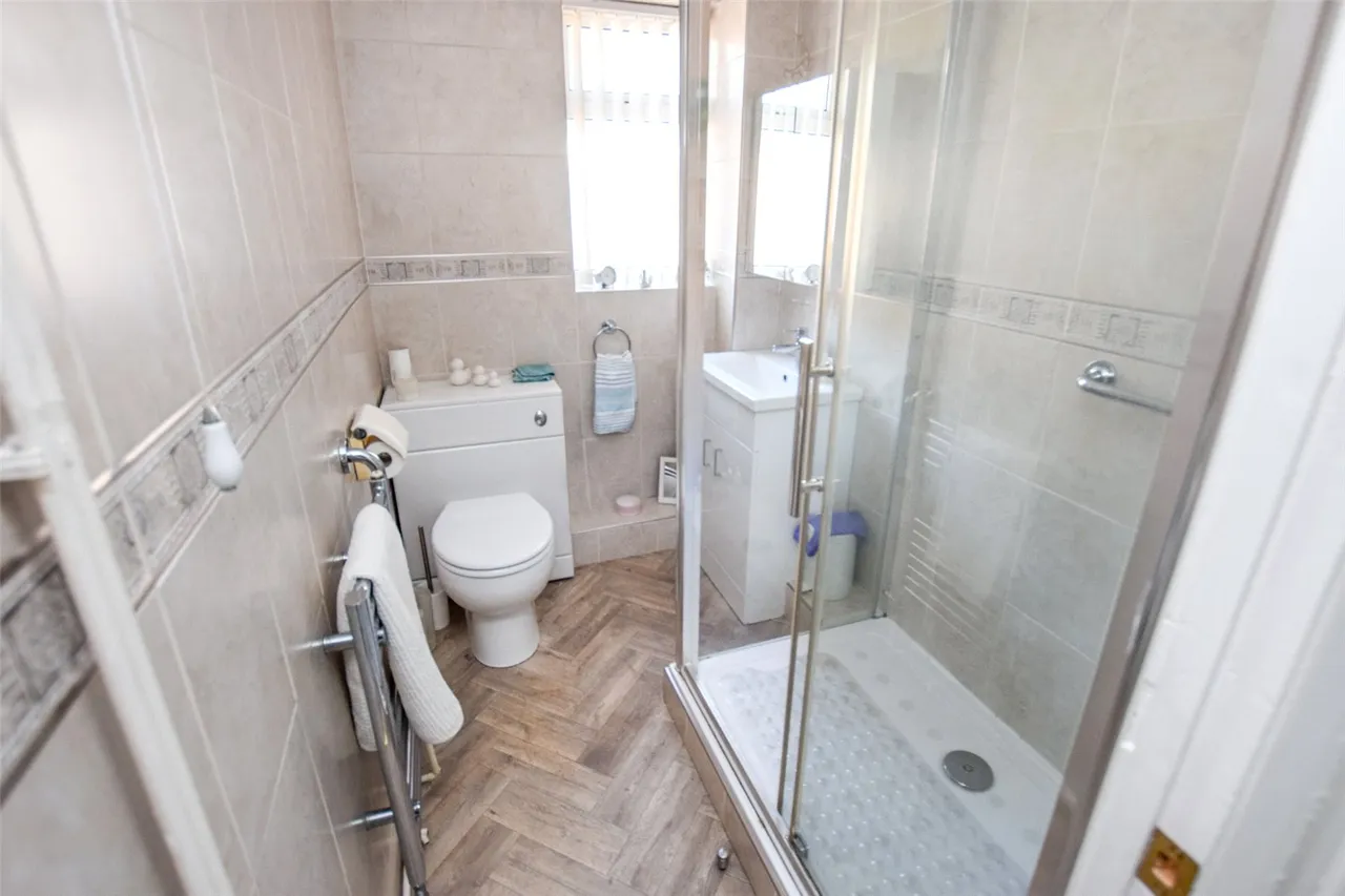 Ratcliffe Road, Farnborough, GU14, photo 12