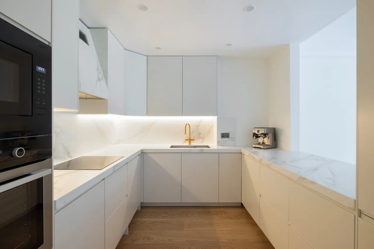 Albert Hall Mansions, Kensington Gore, SW7, photo 3