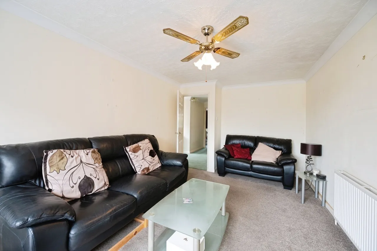 Sandy Point Road, Hayling Island, PO11, photo 15