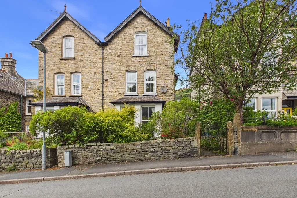 5 bed house for sale, Highfield Road, Sedbergh, LA10