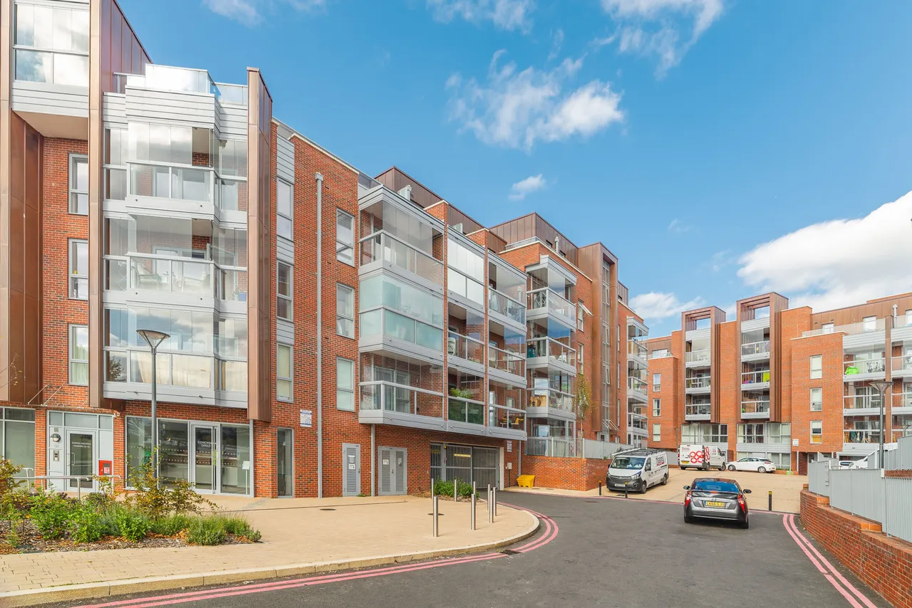 Flat 2, Burnell Building, 1 Wilkinson Close, London, photo 8