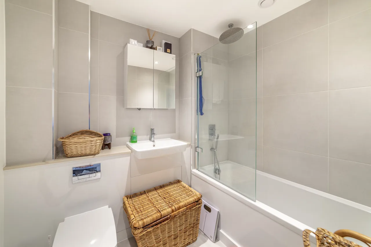 Flat 2, Burnell Building, 1 Wilkinson Close, London, photo 5