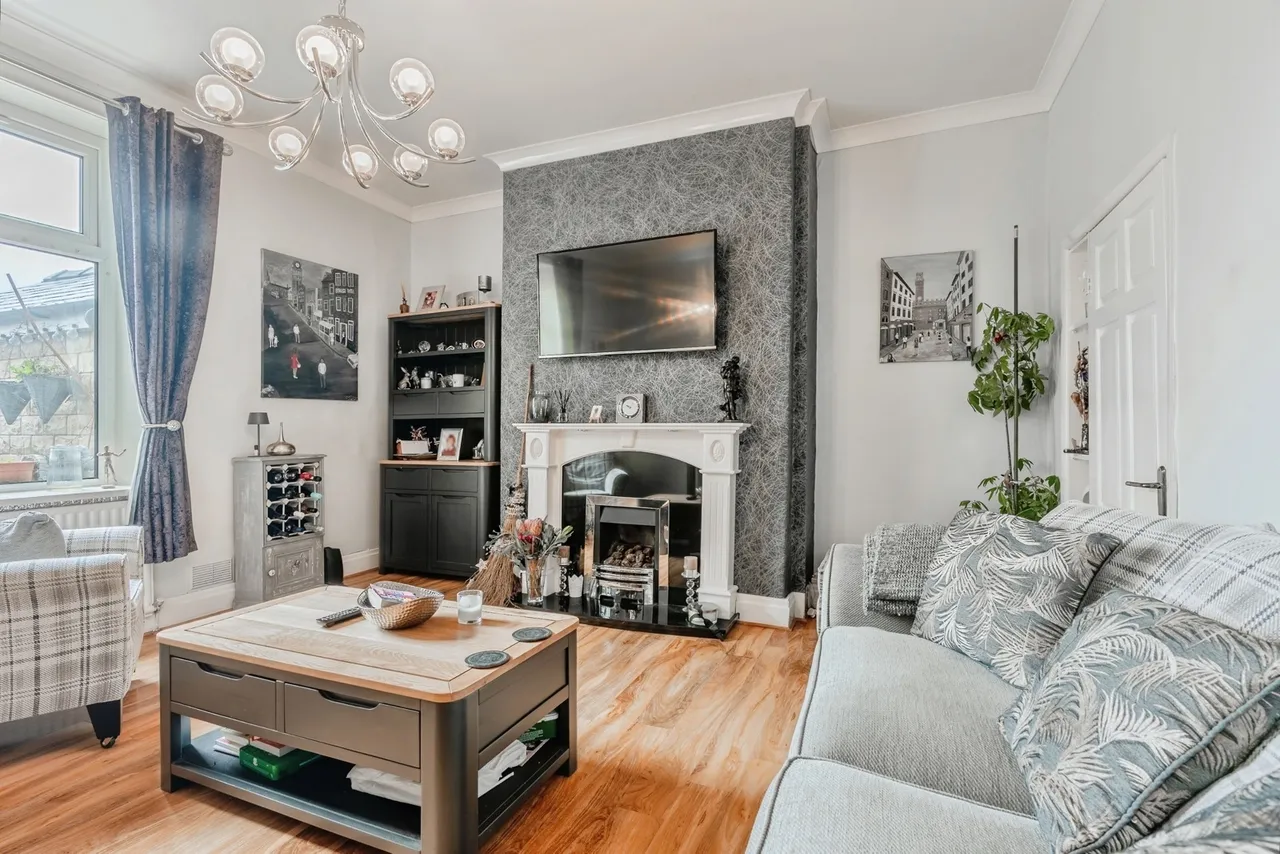 Netherfield Road, Nelson, BB9, photo 2