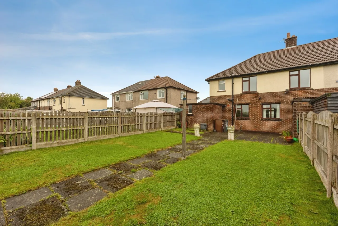 Lismore Road, Cheshire, SK16, photo 31