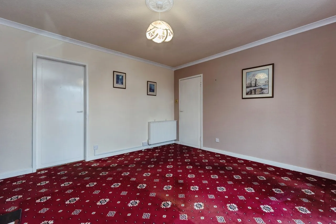 Lismore Road, Cheshire, SK16, photo 7