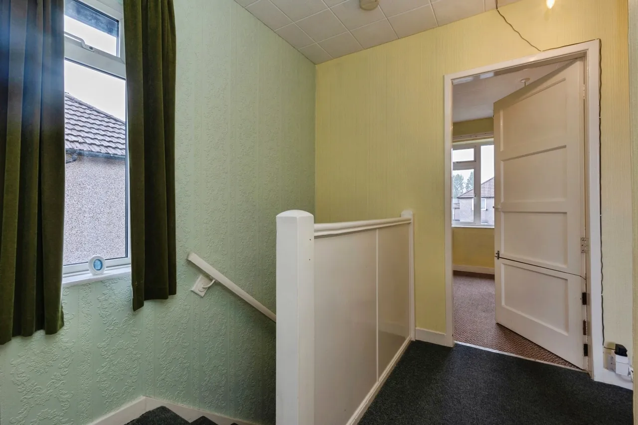 Lismore Road, Cheshire, SK16, photo 13
