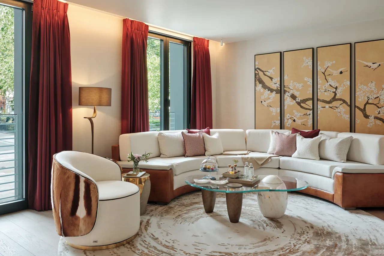 3 bed flat for sale — Mandarin Oriental Residences, Mayfair, London