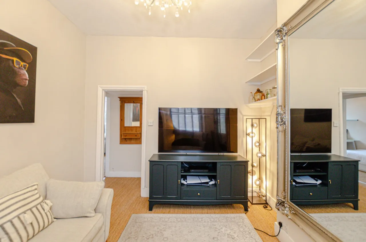 Hormead Road W9, photo 2