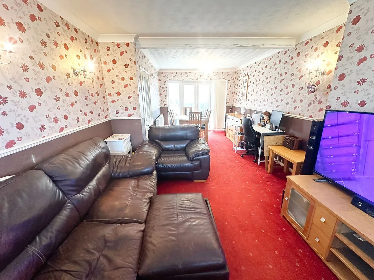 Eastern Avenue East, Romford, RM1, photo 5